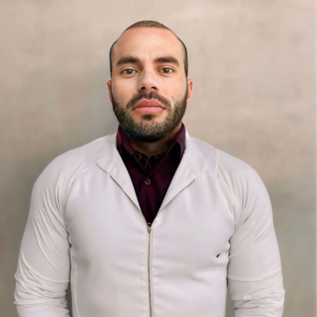 dr Renato Angelim médico do esporte